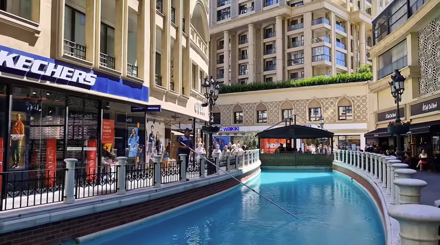 Venezia Mega Outlet AVM Restoranları