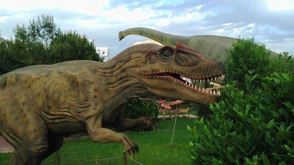 Adana Dinozor Park