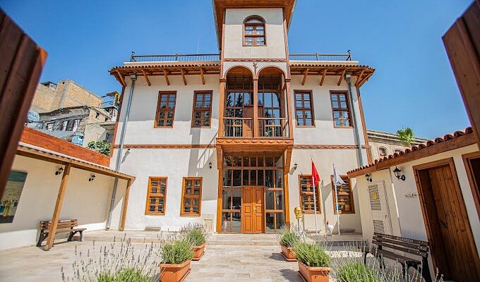 İlter Uzel Tıp ve Diş Hekimliği Aletleri Müzesi